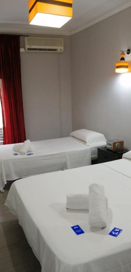 Hostal Oxum มาดริด ภายนอก รูปภาพ