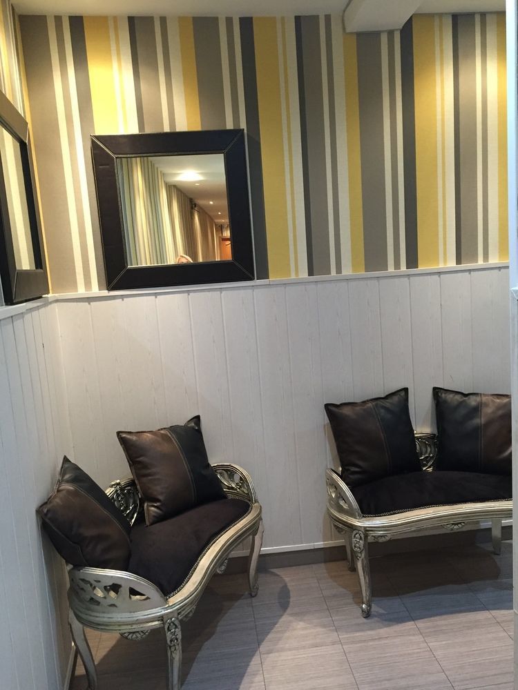 Hostal Oxum มาดริด ภายนอก รูปภาพ