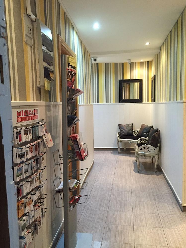 Hostal Oxum มาดริด ภายนอก รูปภาพ